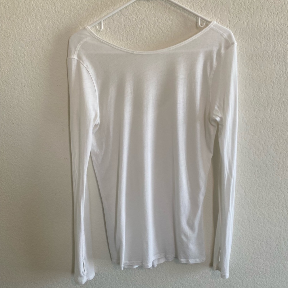 Lululemon White Long Sleeve - Picture 1 of 3